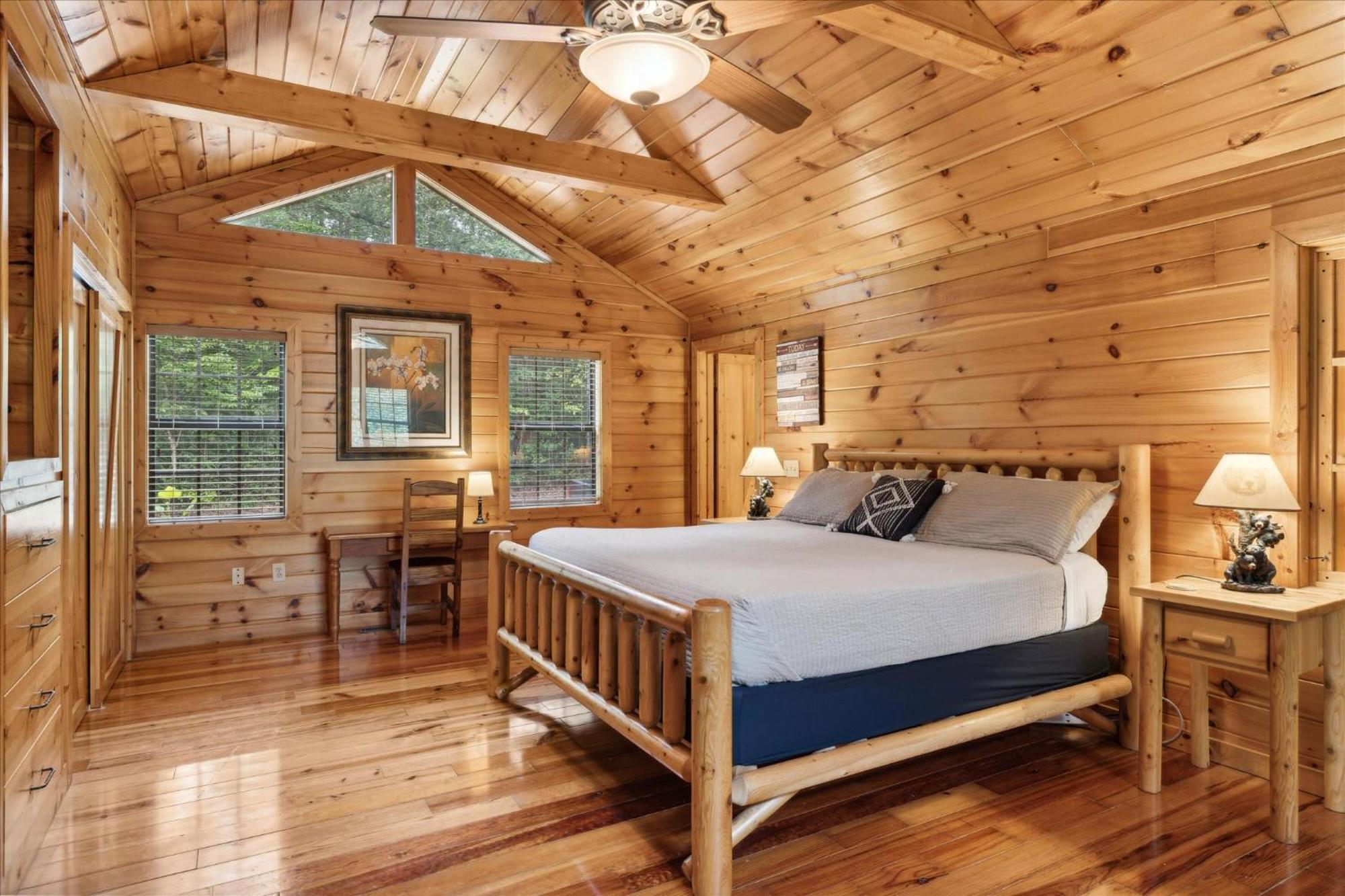 Lucky Cub Cabin เซอเวียร์วีล ภายนอก รูปภาพ